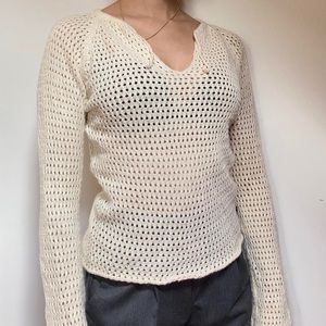 Vintage Abercrombie white / cream colored knit sweater crochet